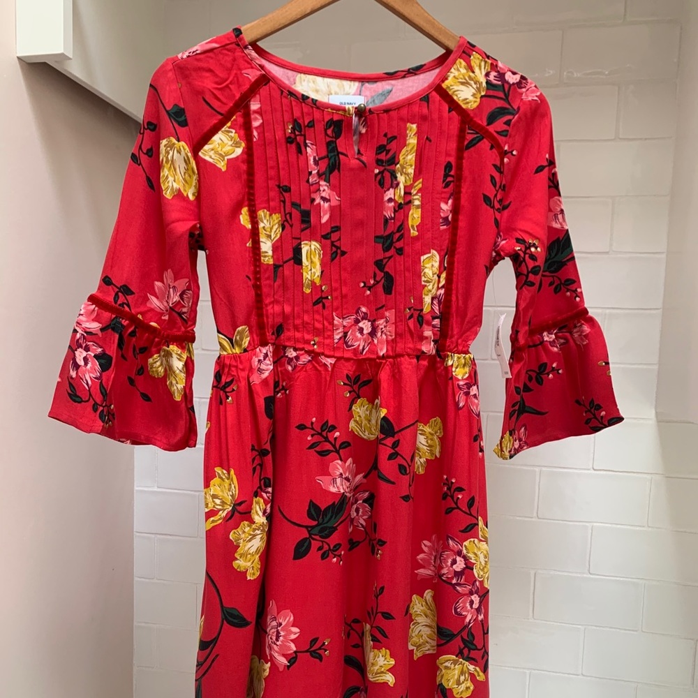 Old Navy Red floral dress with ruffle sleeves